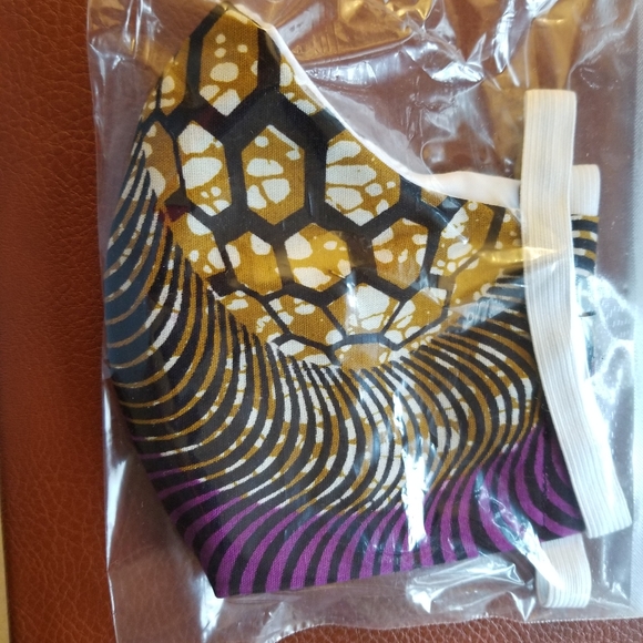 Face Mask - Picture 7 of 8